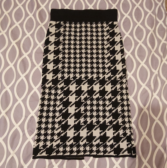 New h&m skirt - Picture 1 of 3